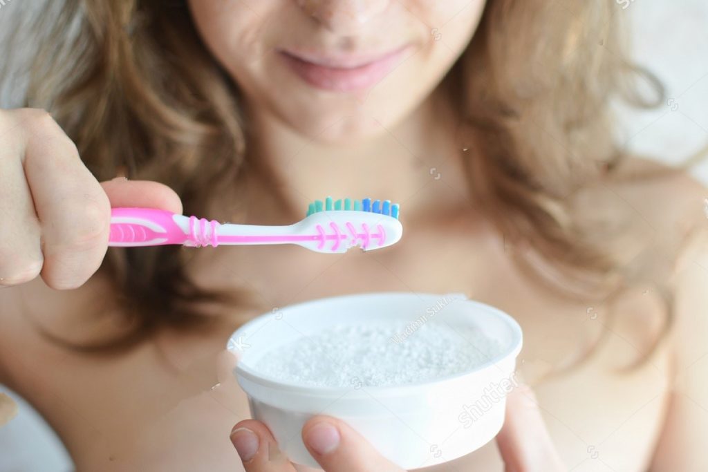 Making Use of Baking Soda To Clean Your Teeth