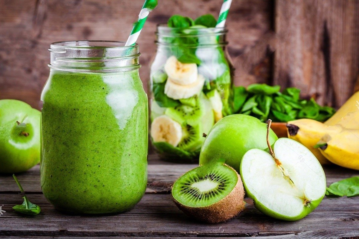 Diet Shakes Vs Green Smoothies - Which is Better?